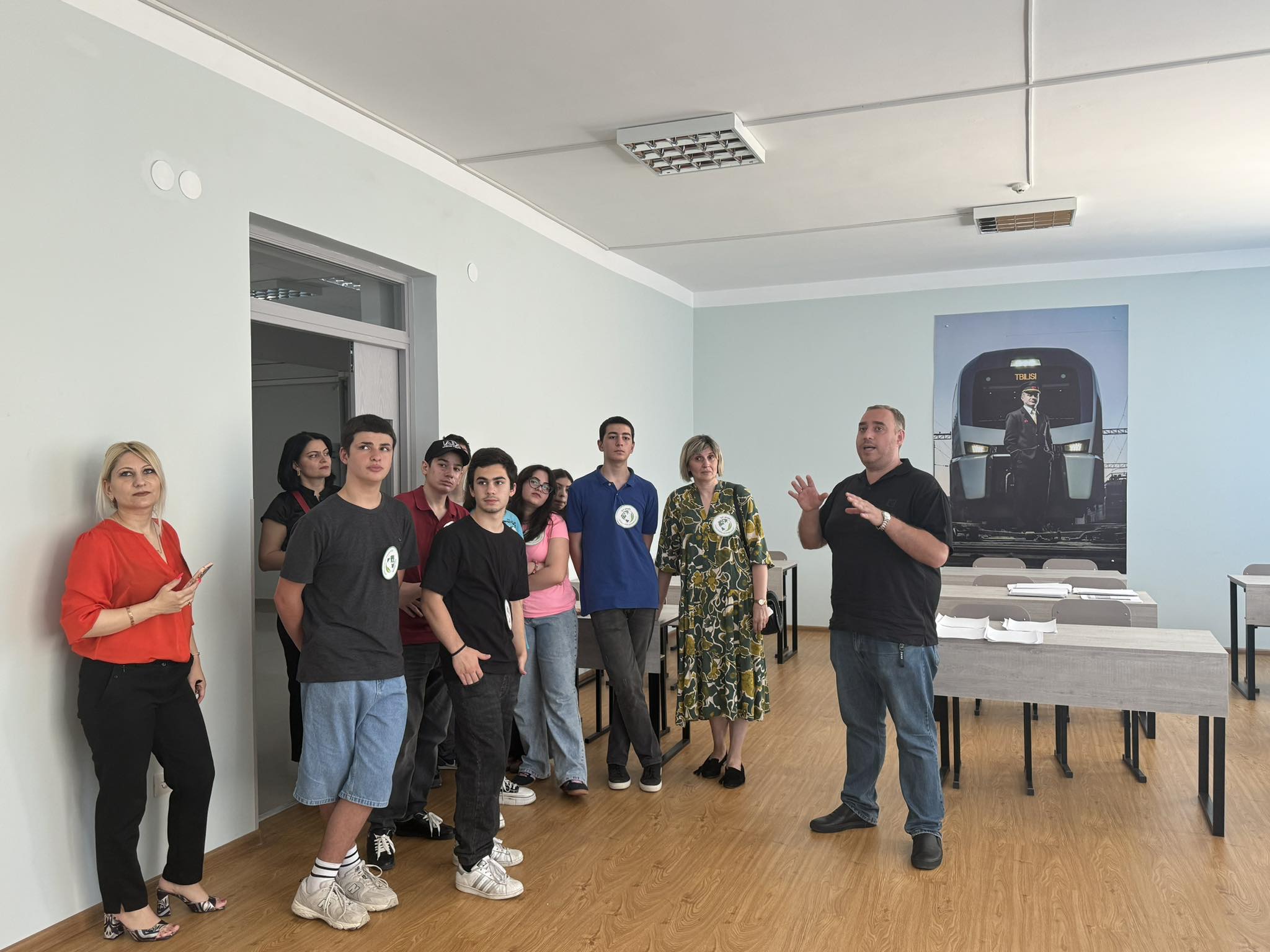 ა(ა)იპ სარკინიგზო ტრანსპორტის კოლეჯში სსიპ ვახტანგ გზირიშვილის სახელობის ქალაქ თბილისის 173-ე საჯარო სკოლის  ვიზიტი  